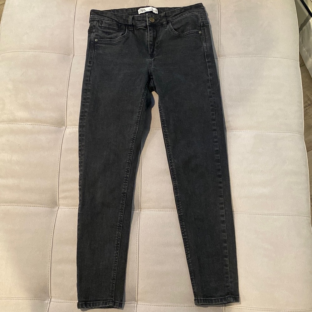 ZARA Black wash jean Sz 6